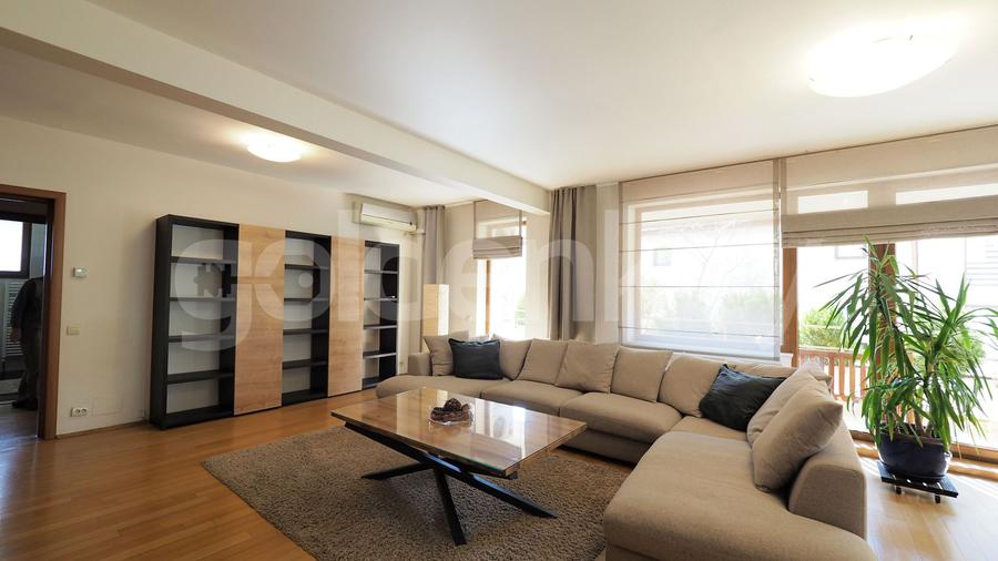 Apartament spatios cu 4 camere | terase 40mp | garaj