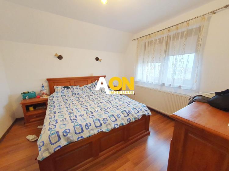 Casa D+P+M, 5 camere, 580 mp teren, toate utilitatile