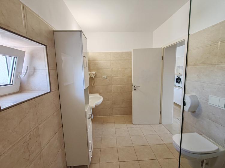Apartament 2 camere recent renovat, mobilat si utilat nou zona Str. Lunga