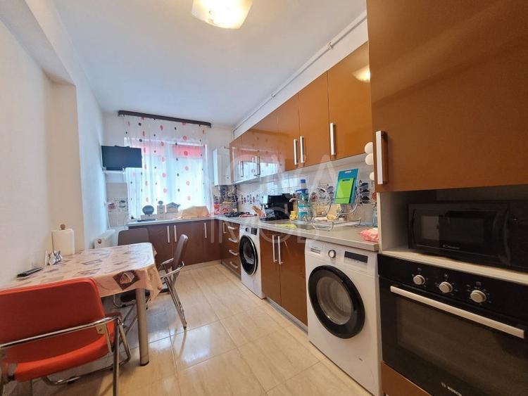 Apartament 3 camere complet mobilat si utilat, 2 locuri de parcare – Etaj 1