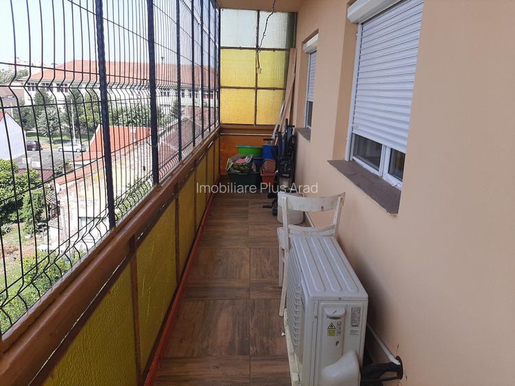 Vanzare Apartament 4 camere zona centrala Tudor Vladimirescu - 17