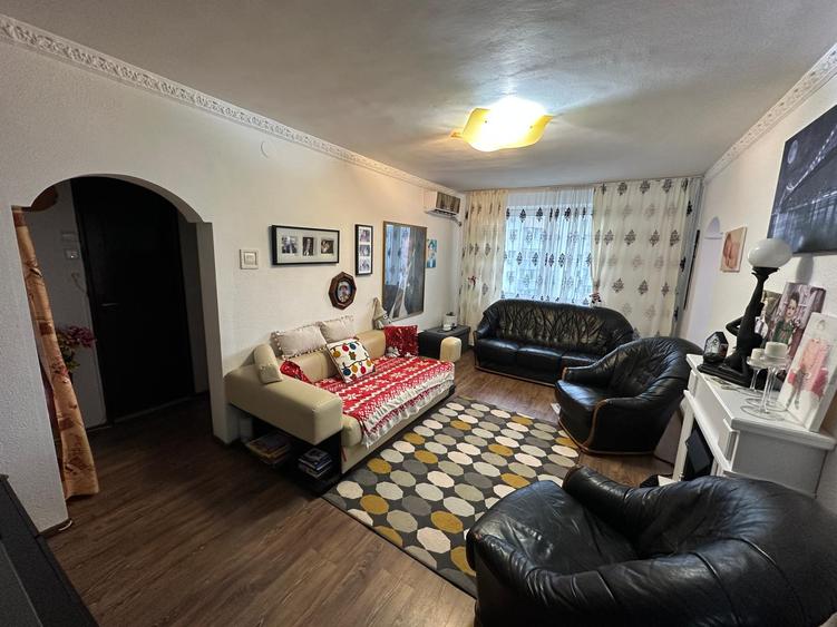 Apartament 4 camere | Calea Moșilor | 82 mp | Centrală proprie | Loc de parcare