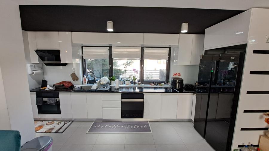 VILA INDIVIDUALA LUX