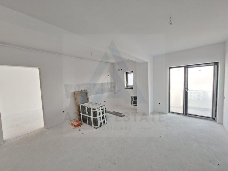 Apartament intabulat 3 camere balcon 7 mp si parcare pe Doamna Stanca