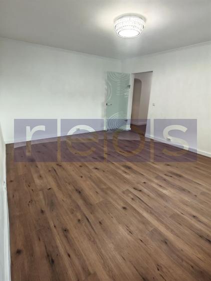VANZARE 4 CAMERE DECOMANDAT -DECEBAL - 25