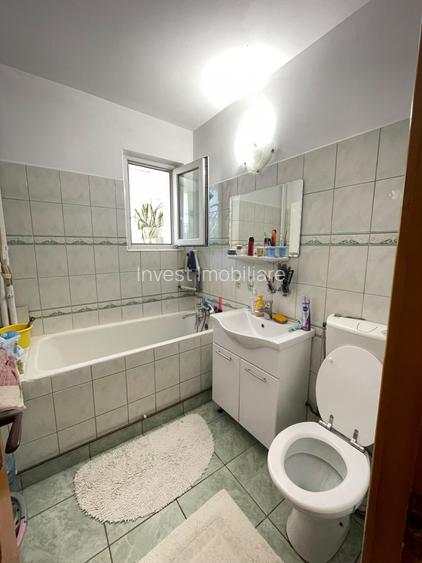 Apartament 3 camere-Podu Ros-Liceul Racovita-etaj 2 - 9
