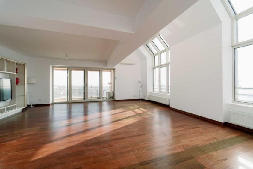 Triplex In City