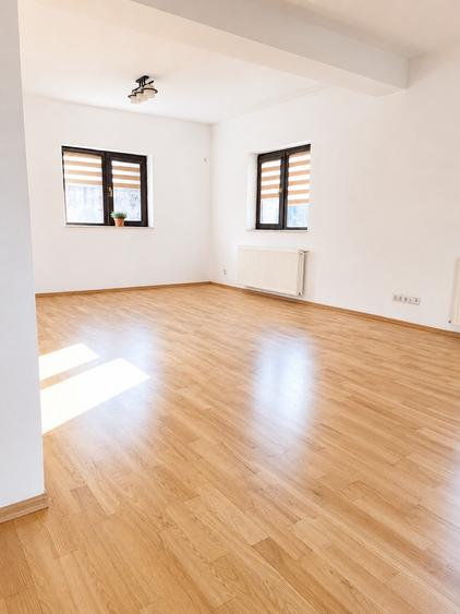Vila individuală P+ 1, 4 camere,2 bai,foișor Safiruli