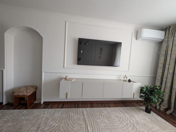 Apartament zona Crang, prima chirie