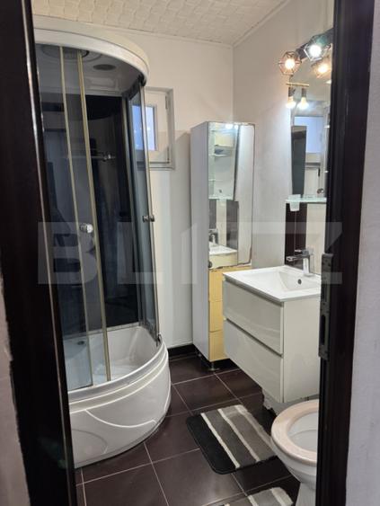 Apartament 3 camere, 62.42 mp, zona semicentrală - Filiași