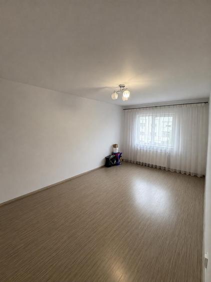 3 camere D- Canta- etaj 3 - 61 mp - renovat- 149000 euro