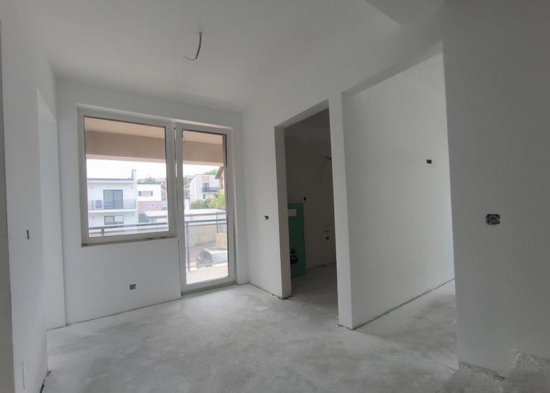 Casa individuala 172mp utili, 440mp teren, aproape de transport Dezmir