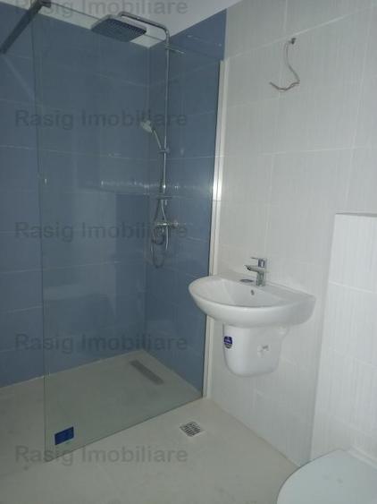 Pret redus ! 3 camere Tip B2 , etaj 3 ,  pret negociabil