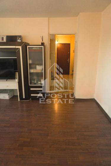 Apartament de vanzare cu 3 camere, decomandat, Bucovina, Timisoara