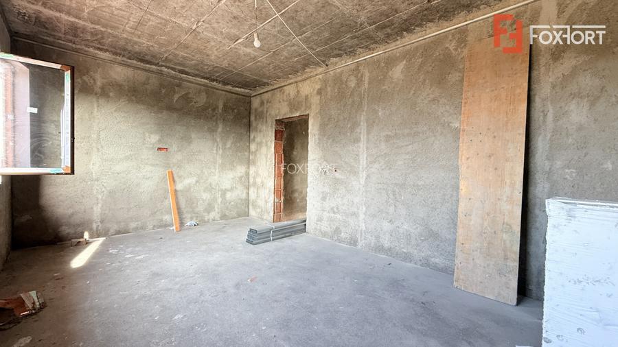 Duplex cu 4 camere Ghiroda zona excelenta - 12