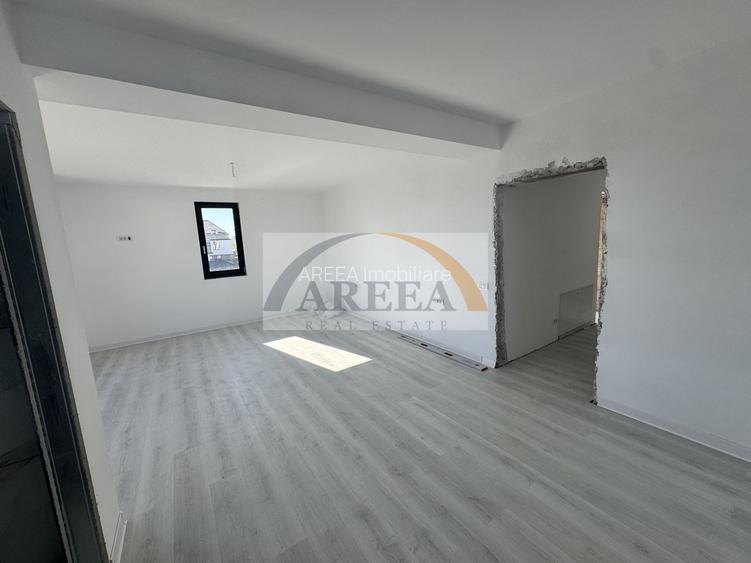 Vila 5 camere Otopeni Central-bucatarie si finisaje incluse - 12