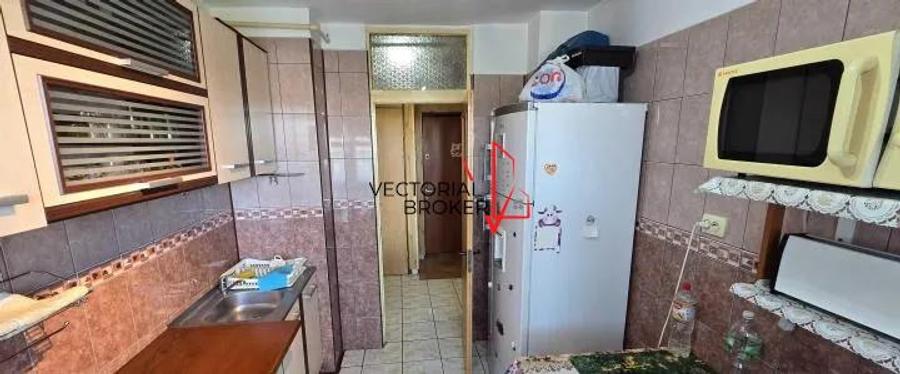 2 camere decomandate, et.5, bloc 1984, 54mp, Basarabia Costin Georgian