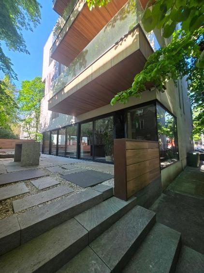 FLOREASCA | Spatiu comercial premium | Vitrina stradala Terasa 100 m