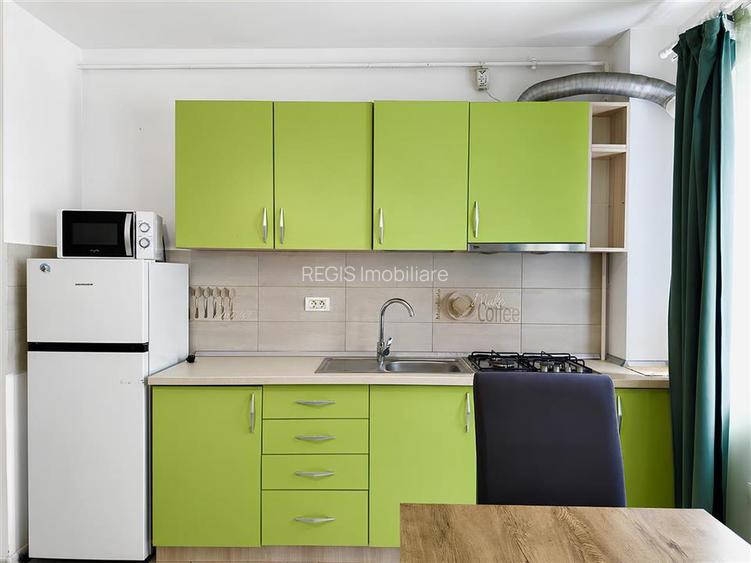 Apartament tip studio cu parcare zona mall Coresi - 3