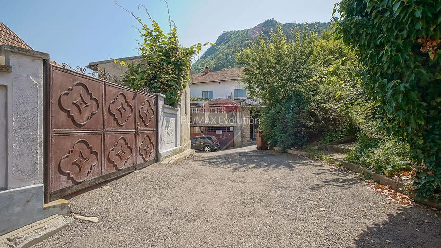 Comision 0%! Casă în Schei | Acces din 2 străzi + acces auto