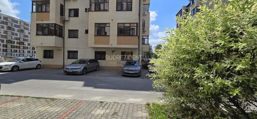 Apartament 3 camere de vanzare, Brown Residence Metalurgiei, Sector 4 - 8