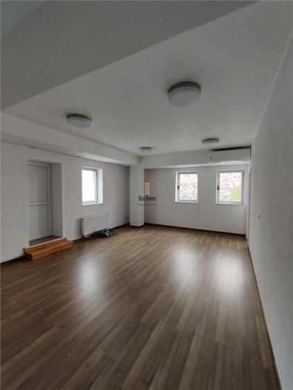 Spatii Birouri - 200 mp - Zona Sub Arini