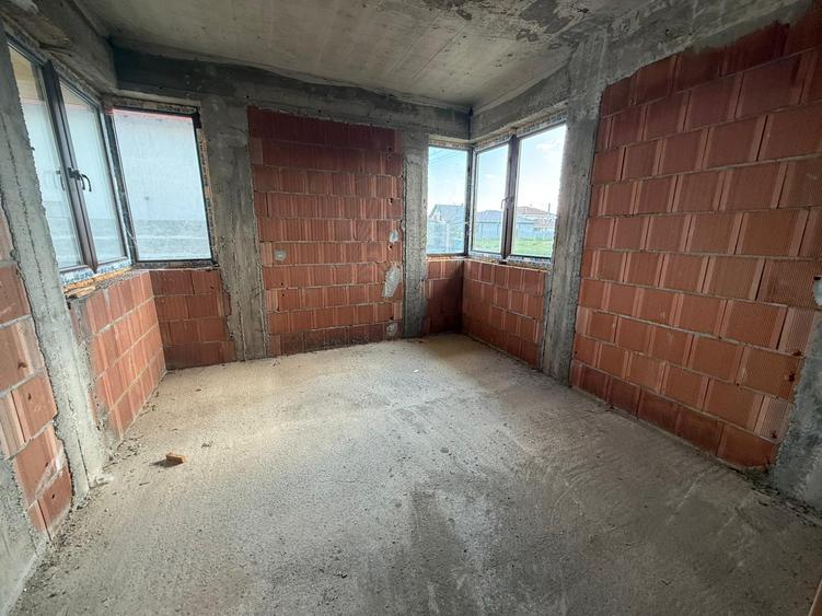 Casa noua cu etaj, teren 504 mp - Vladimirescu