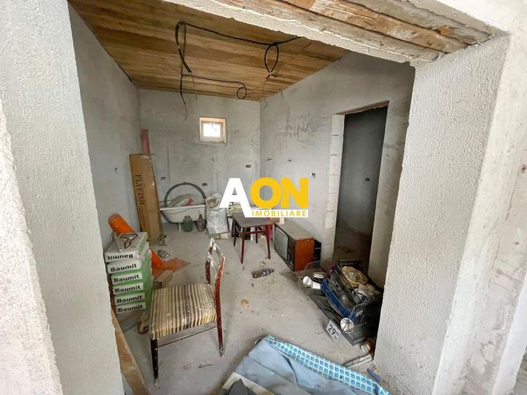 Casa 3 camere la gri, 122 mp + anexa 50 mp la rosu