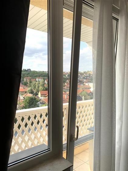RECO Apartament cu 3 camere de inchiriat, la casa, cu 2 balcoane si priveliste s