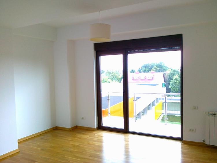 Apartament de vanzare 4 camere zona Parc Verdi - Floreasca, Bucuresti