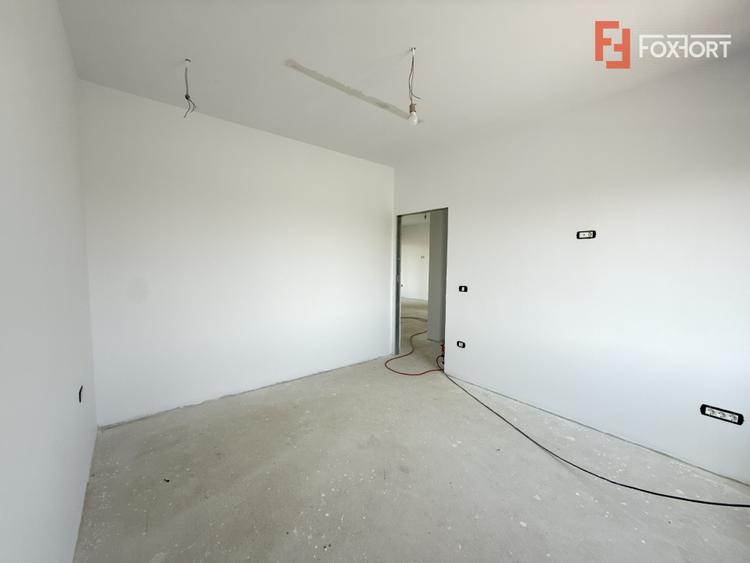 COMISION 0% Apartament cu 3 camere si terasa de 25 mp, etaj 1 - Torontalului