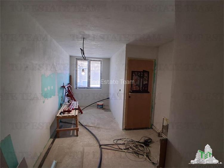 Casa cu 5 camere (include o anexa) in zona Giulesti-Sarbi-Sabareni- pret redus d - 7