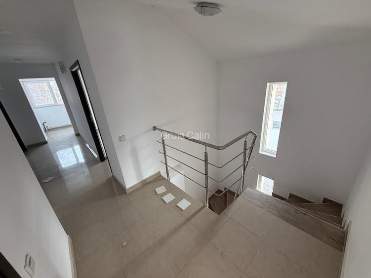 Casa de inchiriat - Ultracentral 324 mp utili + curte  - 6