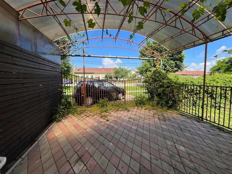 Lugoj, Casa 6 Cam., Teren 511 Mp., Str. Oituz. nr.1 - 30