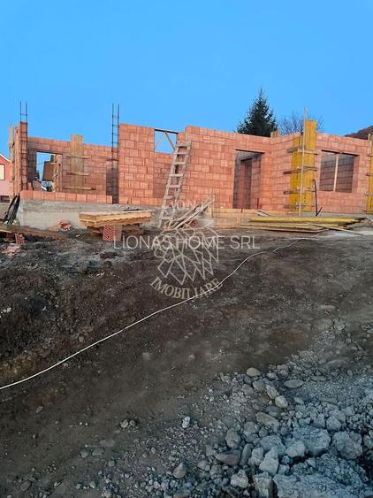 Casa 4 camere 117 mp-teren 400 mp-2 terase-panorama-Valea Ghinzii - 2