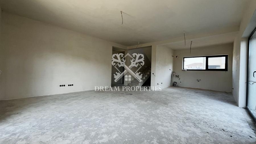COMISION 0%! Casa individuala 4 camere, 3 bai, teren 440 mp, Dezmir