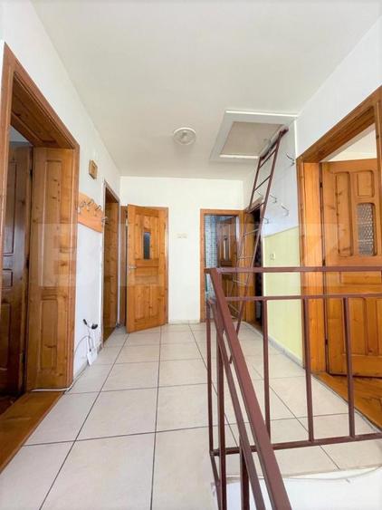 Casa individuala 120 mp, 4 camere, 2 bai, zona UMF