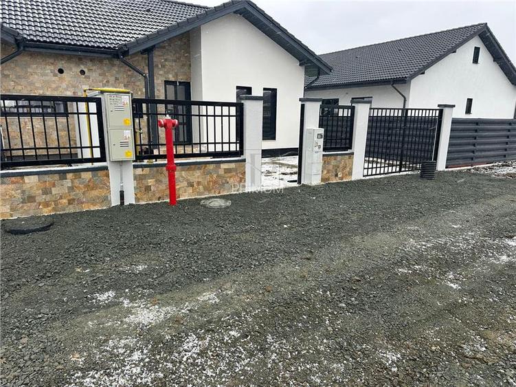 Duplex de LUX in Mosnita Noua - Finisaje Premium (Travertin & Marmura)- Mutare