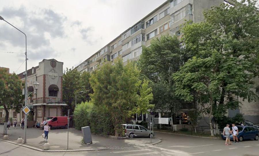 Apartament 3 camere podul Giurgiului etaj 3/10