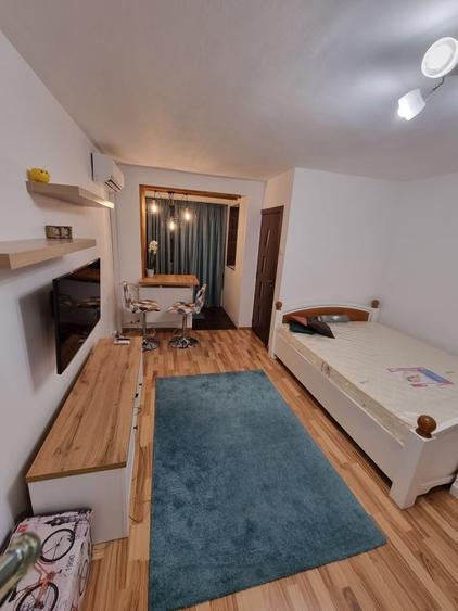 Garsoniera 36 mp, AC, Smart TV, bloc anvelopat, langa Parcul Titanii