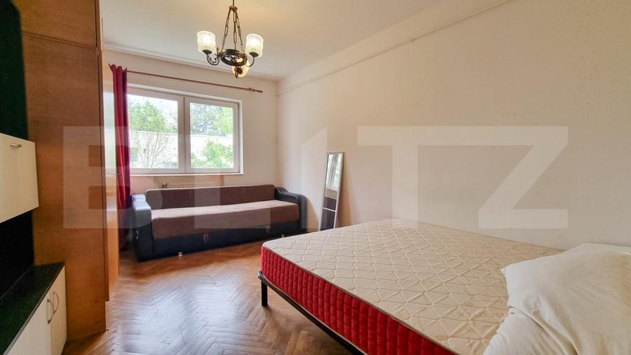 Apartament cu 4 camere decomandate + 2 balcoane, 110 mp, zona Gradini Manastur