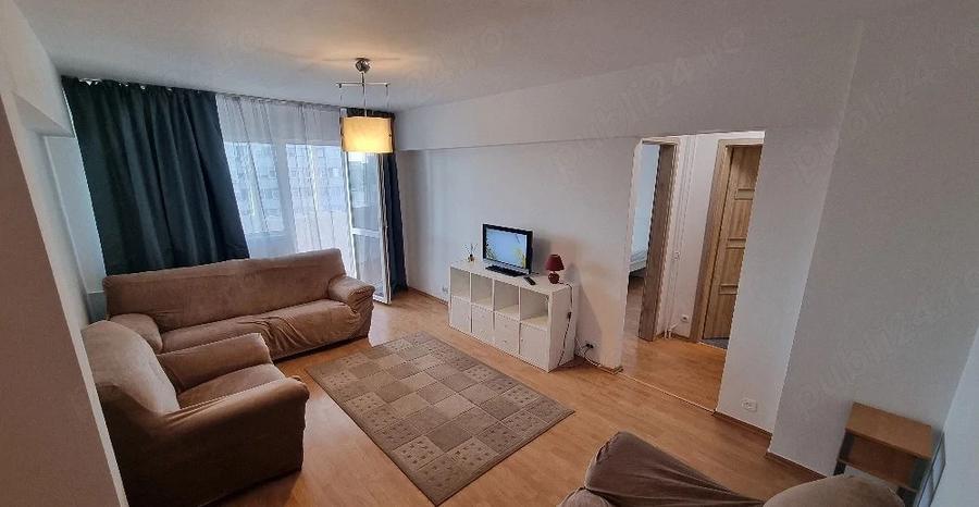 Apartament de 3 camere, 72 mp, balcon închis, două băi, Stefan cel Mare