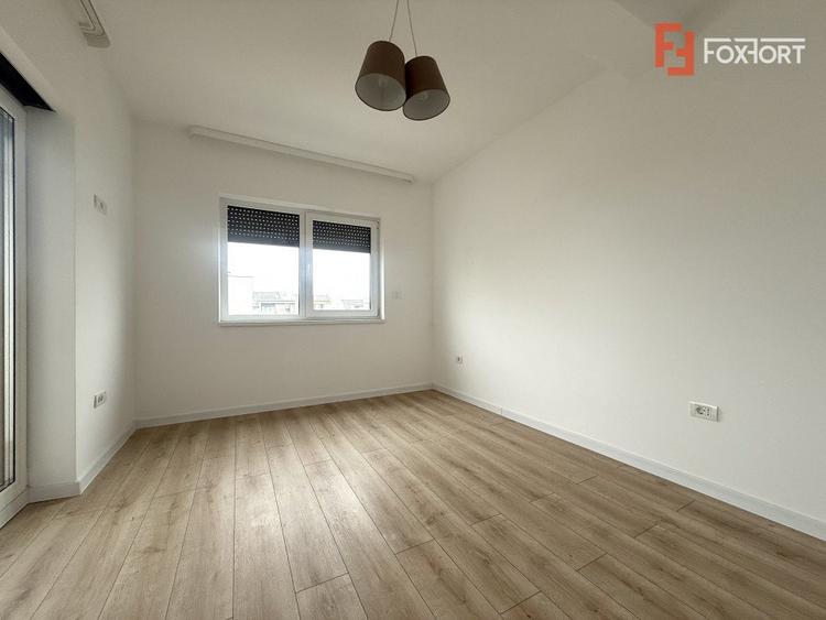 Apartament cu 3 camere, terasa 42 mp in Dumbravita