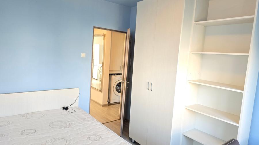 Inchiriez apartament 4 camere decomandat in Deva zona Liliacului, etaj 2,