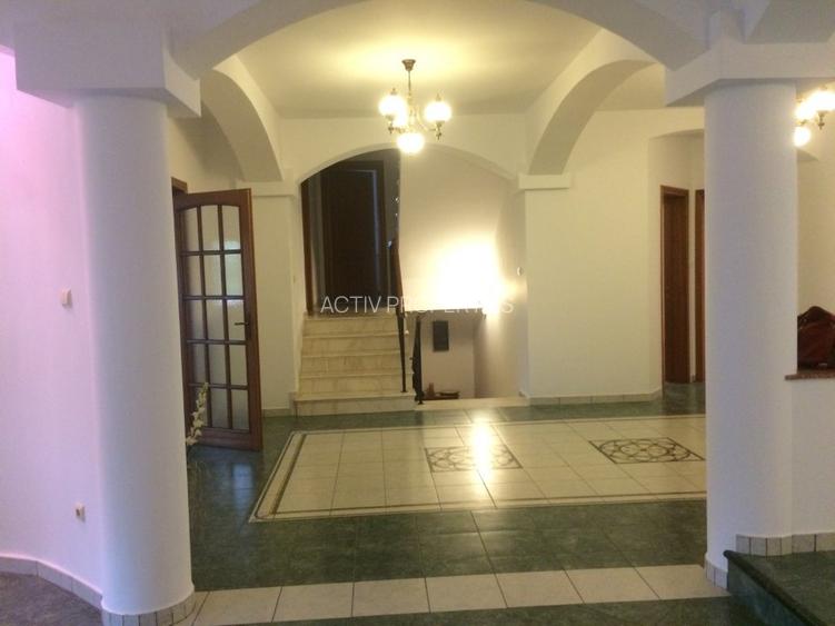 Vand vila Erou Iancu Nicolae,Privighetorilor,Jollie Ville,piscina,garaj 2 masini - 5