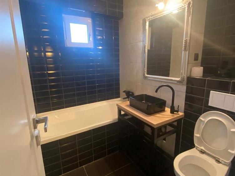 Vand apartament complet renovat , zona Guliver!!!
