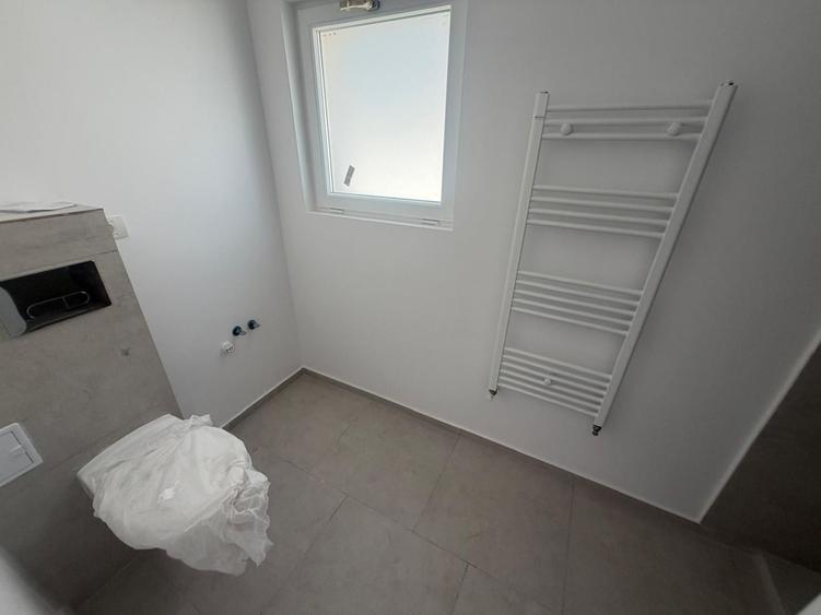 CASA DUPLEX INDEPENDENTEI, TOATE UTILITATILE, TEREN 243 MP, COMIS 0%