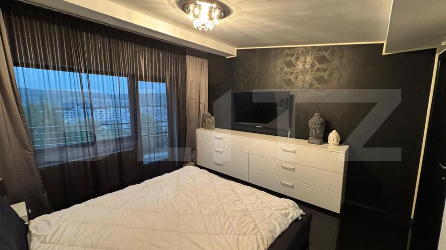 Casa individuala cu 4 camere, 500 mp de teren, garaj de 60 mp, zona Vivo