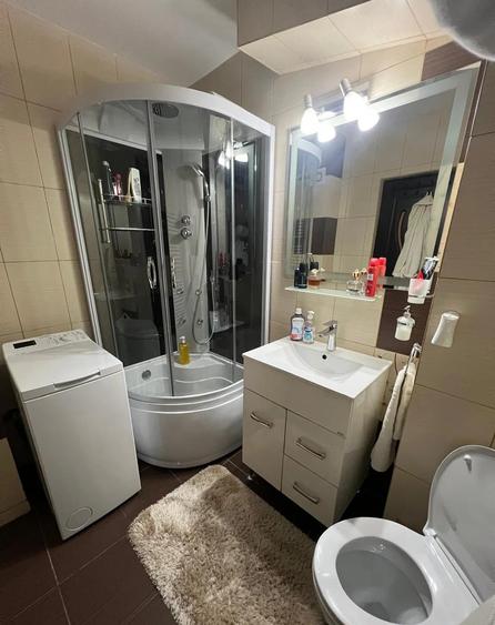 Apartament cu 2 camere, DECOMANDAT, zona Pacurari