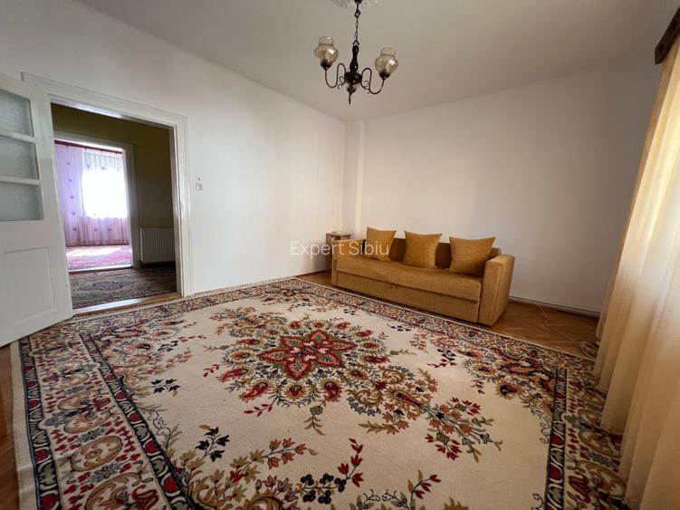 CASĂ 3 CAMERE DECOMANDATE + GARAJ – CARTIER REȘIȚA - 8